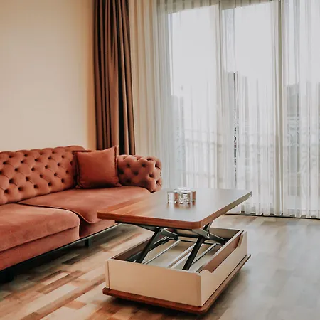 The Grand Mira Business Hotel 4*