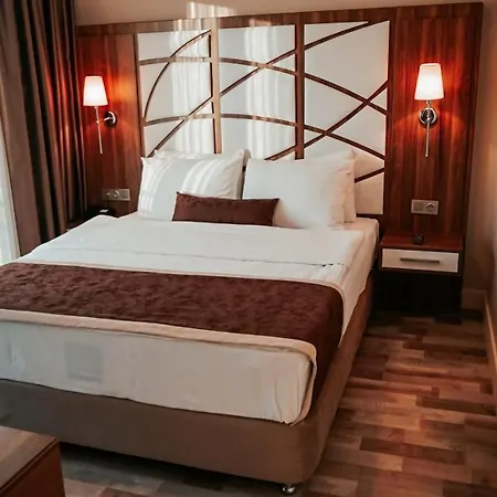 Hotell The Grand Mira Business Hotel