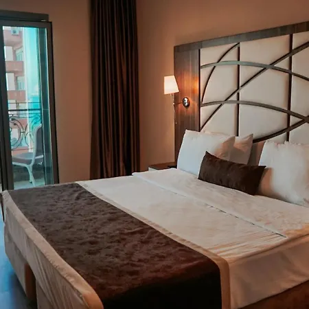 Hotell The Grand Mira Business Hotel