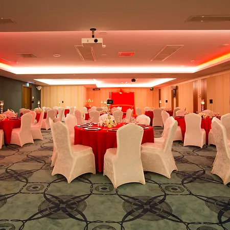 Hotell The Grand Mira Business Hotel 4*