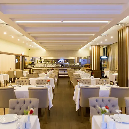 Hotell The Grand Mira Business Hotel 4*